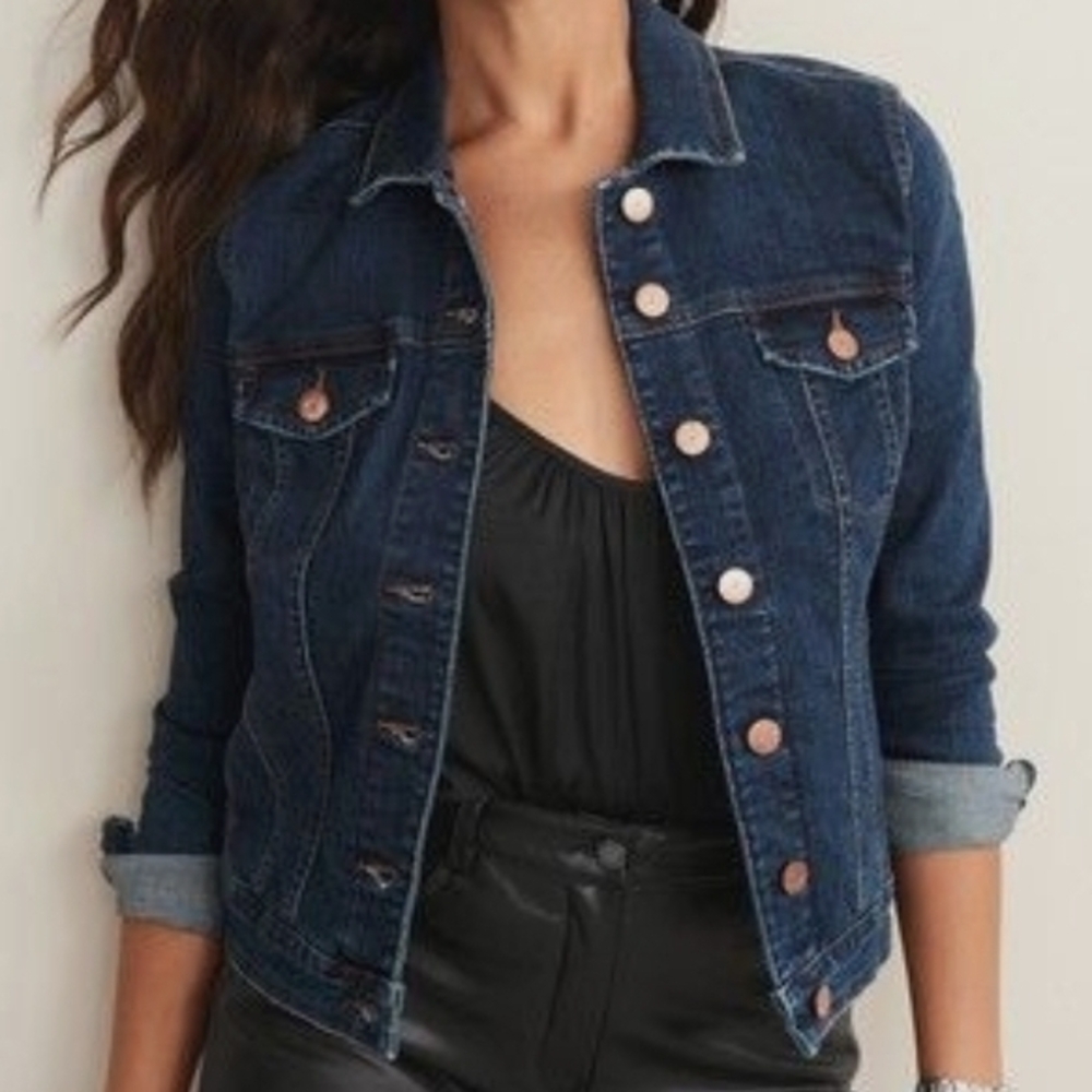 Liz Claiborne Blue Denim Jean Jacket Trucker Style